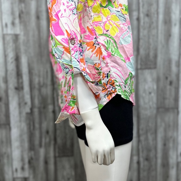 ⭐️Lilly Pulitzer for Target Nosey Posey Floral Button Down Shirt [AA102] - Picture 3 of 7